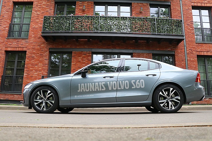 Travelnews.lv apceļo Latgali ar jauno un 250 zirgspēku «Volvo S60 R-desing T5 FWD» 255099