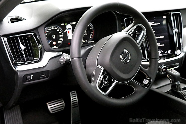 Travelnews.lv apceļo Latgali ar jauno un 250 zirgspēku «Volvo S60 R-desing T5 FWD» 255108