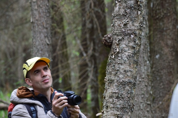 Pārgājiena gaitā tika apskatīti kukaiņi, ķērpji, gliemeži un sēnes, bet lielu interesi radīja sarkanās ērces, Plaušu ķērpja, Gludā vārsptiņgliemeža, n 255529