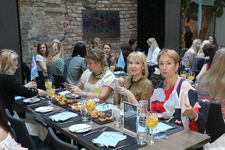 Tūroperators «TUI Latvija» viesnīcā «Pullman Riga Old Town» prezentē Spānijas naktsmītnes ceļojumu aģentiem Tūroperators «TUI Latvija» viesnīcā «Pullman Riga Old Town» prezentē Spānijas naktsmītnes ceļojumu aģentiem 255535