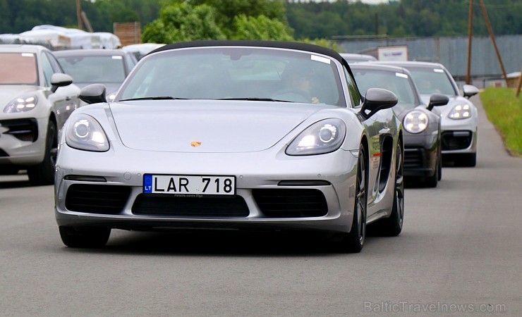 Travelnews.lv piedalās «Porsche Road Tour 2019» un izbauda 10 spēkratu spējas dažādos apstākļos 255615