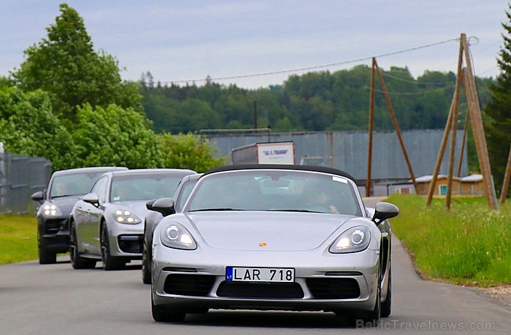 Travelnews.lv piedalās «Porsche Road Tour 2019» un izbauda 10 spēkratu spējas dažādos apstākļos 255621