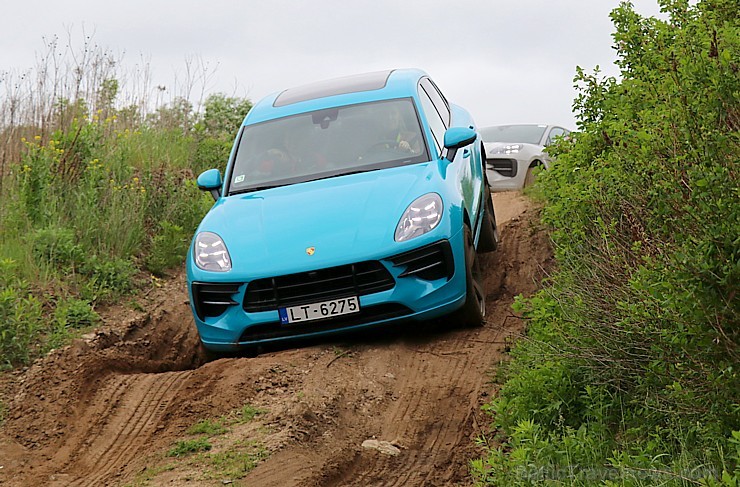 Travelnews.lv piedalās «Porsche Road Tour 2019» un izbauda 10 spēkratu spējas dažādos apstākļos 255644