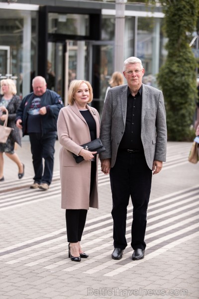 Ar krāšņu Maestro Raimonda Paula kino mūzikas koncertu Jūrmalā atklāj 2019. gada Dzintaru koncertzāles vasaras sezonu Ar krāšņu Maestro Raimonda Paula kino mūzikas koncertu Jūrmalā atklāj 2019. gada Dzintaru koncertzāles vasaras sezonu 255702
