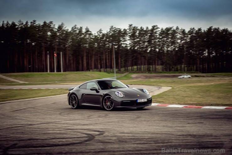 «Porsche Road Tour 2019» pasākumā Travelnews.lv brauc ar 10 dažādiem spēkratiem 255868