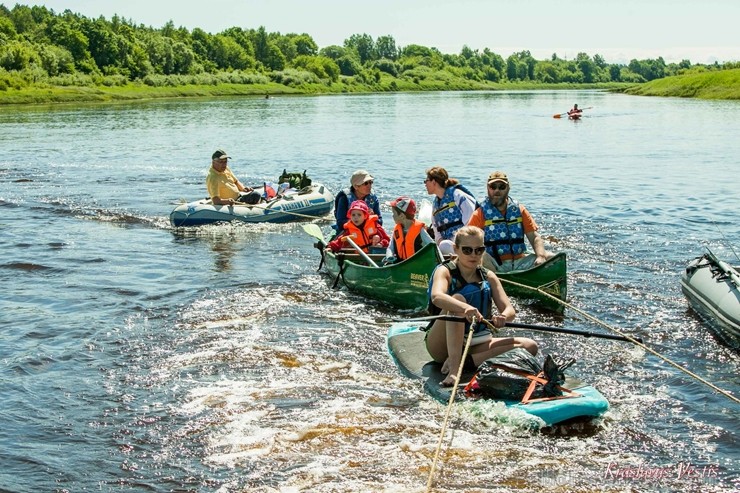Aizsargājamo ainavu apvidū Augšdaugava notika pasākums Lielais plosts 2019, kas aktīvās atpūtas cienītāju vidū jau ir kļuvis iecienīts un tuvs Aizsargājamo ainavu apvidū Augšdaugava notika pasākums Lielais plosts 2019, kas aktīvās atpūtas cienītāju vidū jau ir kļuvis iecienīts un tuvs 255934