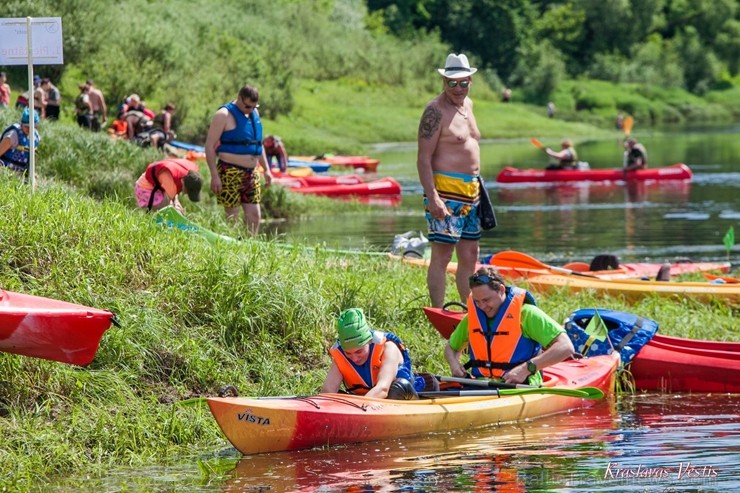 Aizsargājamo ainavu apvidū Augšdaugava notika pasākums Lielais plosts 2019, kas aktīvās atpūtas cienītāju vidū jau ir kļuvis iecienīts un tuvs Aizsargājamo ainavu apvidū Augšdaugava notika pasākums Lielais plosts 2019, kas aktīvās atpūtas cienītāju vidū jau ir kļuvis iecienīts un tuvs 255941