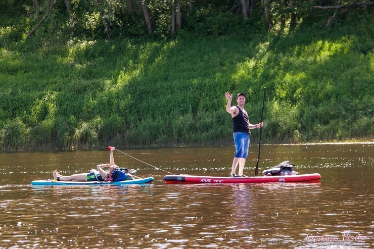Aizsargājamo ainavu apvidū Augšdaugava notika pasākums Lielais plosts 2019, kas aktīvās atpūtas cienītāju vidū jau ir kļuvis iecienīts un tuvs Aizsargājamo ainavu apvidū Augšdaugava notika pasākums Lielais plosts 2019, kas aktīvās atpūtas cienītāju vidū jau ir kļuvis iecienīts un tuvs 255944