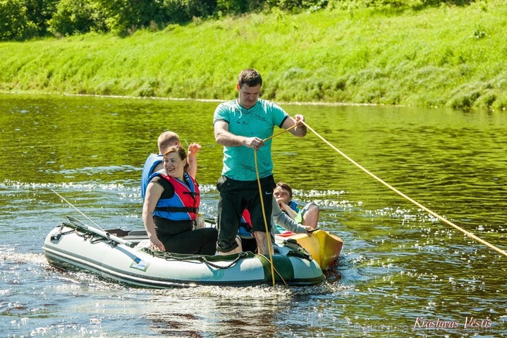 Aizsargājamo ainavu apvidū Augšdaugava notika pasākums Lielais plosts 2019, kas aktīvās atpūtas cienītāju vidū jau ir kļuvis iecienīts un tuvs Aizsargājamo ainavu apvidū Augšdaugava notika pasākums Lielais plosts 2019, kas aktīvās atpūtas cienītāju vidū jau ir kļuvis iecienīts un tuvs 255952