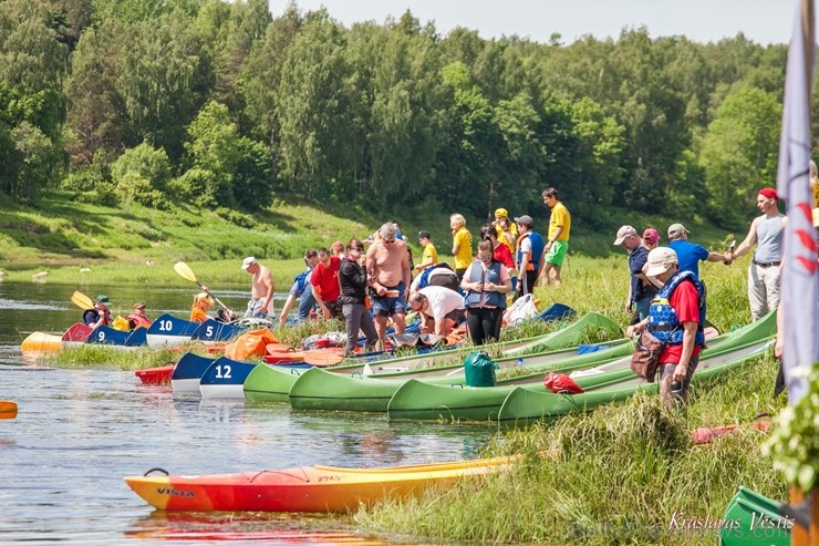 Aizsargājamo ainavu apvidū Augšdaugava notika pasākums Lielais plosts 2019, kas aktīvās atpūtas cienītāju vidū jau ir kļuvis iecienīts un tuvs Aizsargājamo ainavu apvidū Augšdaugava notika pasākums Lielais plosts 2019, kas aktīvās atpūtas cienītāju vidū jau ir kļuvis iecienīts un tuvs 255965