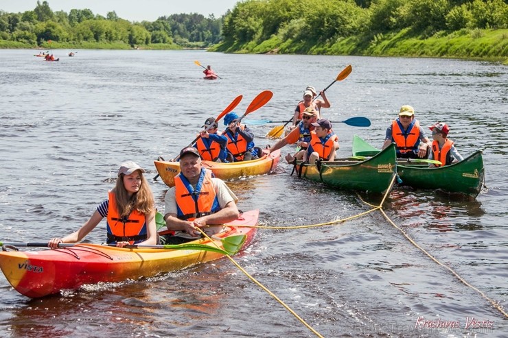 Aizsargājamo ainavu apvidū Augšdaugava notika pasākums Lielais plosts 2019, kas aktīvās atpūtas cienītāju vidū jau ir kļuvis iecienīts un tuvs Aizsargājamo ainavu apvidū Augšdaugava notika pasākums Lielais plosts 2019, kas aktīvās atpūtas cienītāju vidū jau ir kļuvis iecienīts un tuvs 255970
