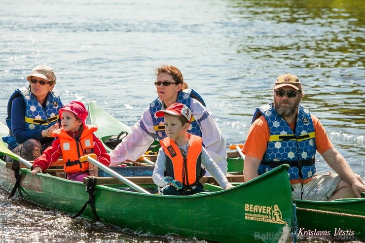 Aizsargājamo ainavu apvidū Augšdaugava notika pasākums Lielais plosts 2019, kas aktīvās atpūtas cienītāju vidū jau ir kļuvis iecienīts un tuvs Aizsargājamo ainavu apvidū Augšdaugava notika pasākums Lielais plosts 2019, kas aktīvās atpūtas cienītāju vidū jau ir kļuvis iecienīts un tuvs 255975