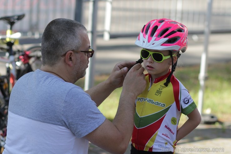 Jūrmalā norisinājās jau 9. Jūrmalas velomaratons, kas ir viens apmeklētākajiem velo pasākumiem Latvijā un pulcēja vairāk kā 2500 pasākuma apmeklētājus Jūrmalā norisinājās jau 9. Jūrmalas velomaratons, kas ir viens apmeklētākajiem velo pasākumiem Latvijā un pulcēja vairāk kā 2500 pasākuma apmeklētājus 256907
