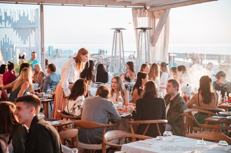 15.06.2019. Legend kvartāls Jūrmalā pārtapa krāšņā un gardā pasakā, ko organizēja Resto-Rātors restorānu grupa 15.06.2019. Legend kvartāls Jūrmalā pārtapa krāšņā un gardā pasakā, ko organizēja Resto-Rātors restorānu grupa 257393