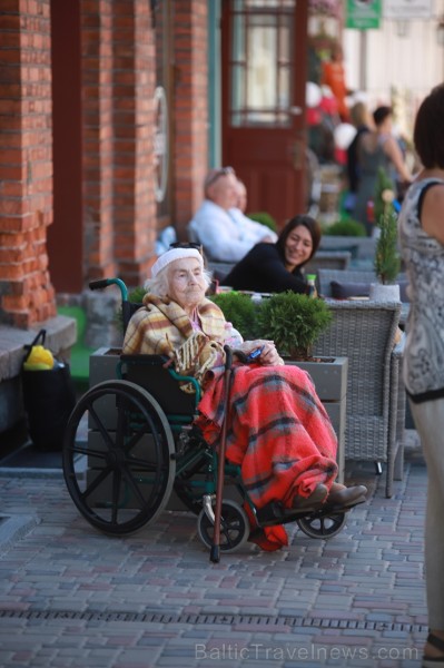 Cēsīs ar plašu pasākumu programmu 22.06.2019 svinēja Latvijas Uzvaras dienu, atceroties Cēsu kauju notikumus pirms 100 gadiem Cēsīs ar plašu pasākumu programmu 22.06.2019 svinēja Latvijas Uzvaras dienu, atceroties Cēsu kauju notikumus pirms 100 gadiem 257546