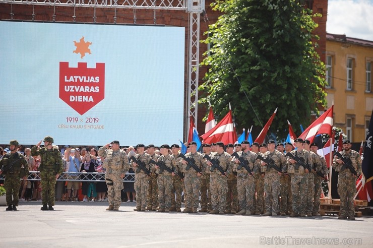 Pirms 100 gadiem Latvijas valsts pastāvēšana tika izcīnīta Neatkarības kara laikā, kad Ziemeļlatvijas frontes līnijā latviešu un igauņu karaspēki pie Pirms 100 gadiem Latvijas valsts pastāvēšana tika izcīnīta Neatkarības kara laikā, kad Ziemeļlatvijas frontes līnijā latviešu un igauņu karaspēki pie 257556