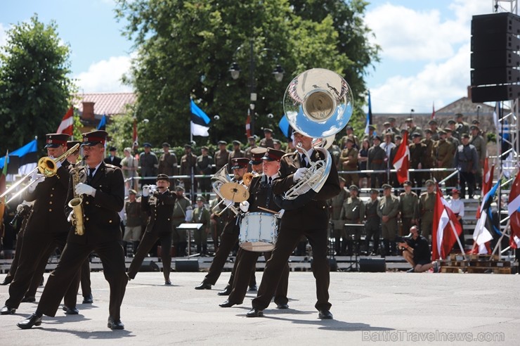 Pirms 100 gadiem Latvijas valsts pastāvēšana tika izcīnīta Neatkarības kara laikā, kad Ziemeļlatvijas frontes līnijā latviešu un igauņu karaspēki pie Pirms 100 gadiem Latvijas valsts pastāvēšana tika izcīnīta Neatkarības kara laikā, kad Ziemeļlatvijas frontes līnijā latviešu un igauņu karaspēki pie 257595