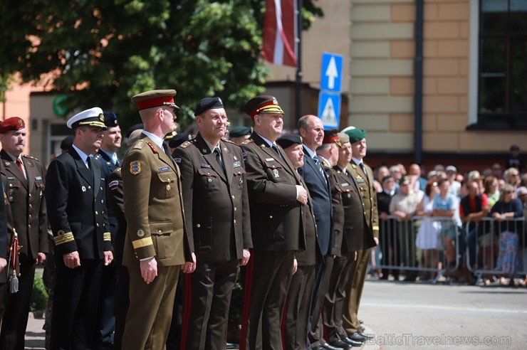 Pirms 100 gadiem Latvijas valsts pastāvēšana tika izcīnīta Neatkarības kara laikā, kad Ziemeļlatvijas frontes līnijā latviešu un igauņu karaspēki pie Pirms 100 gadiem Latvijas valsts pastāvēšana tika izcīnīta Neatkarības kara laikā, kad Ziemeļlatvijas frontes līnijā latviešu un igauņu karaspēki pie 257598