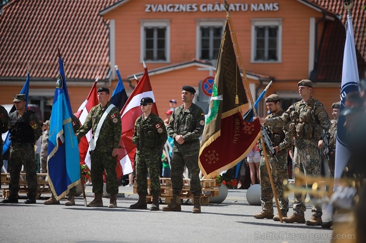 Pirms 100 gadiem Latvijas valsts pastāvēšana tika izcīnīta Neatkarības kara laikā, kad Ziemeļlatvijas frontes līnijā latviešu un igauņu karaspēki pie Pirms 100 gadiem Latvijas valsts pastāvēšana tika izcīnīta Neatkarības kara laikā, kad Ziemeļlatvijas frontes līnijā latviešu un igauņu karaspēki pie 257616