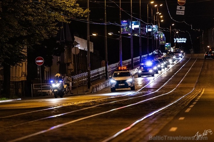 Vēsturiskais 107 km skrējiensoļojums Rīga - Valmiera šogad atzīmē 30 gadu jubileju. Pirmais skrējiens norisinājās 1989. gadā - trīs dienas pēc leģendā Vēsturiskais 107 km skrējiensoļojums Rīga - Valmiera šogad atzīmē 30 gadu jubileju. Pirmais skrējiens norisinājās 1989. gadā - trīs dienas pēc leģendā 257875