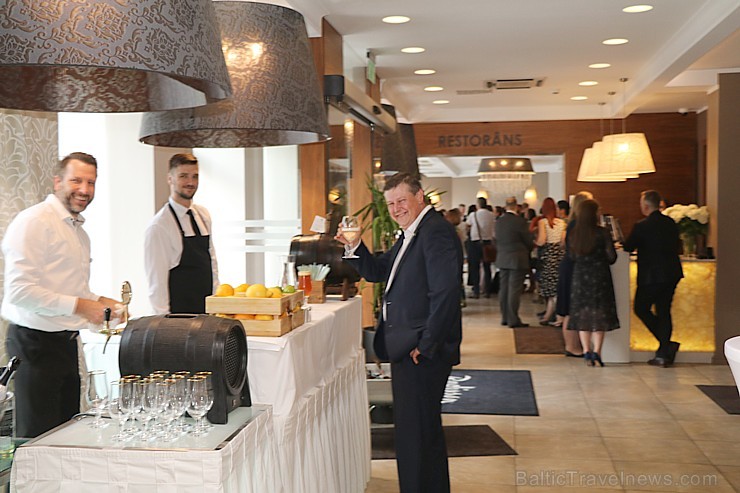 Skandināvu viesnīcu tīkls 11.07.2019 pirmo reizi oficiāli ienāk Vecrīgā ar «Radisson Old Town Riga» Skandināvu viesnīcu tīkls 11.07.2019 pirmo reizi oficiāli ienāk Vecrīgā ar «Radisson Old Town Riga» 258969