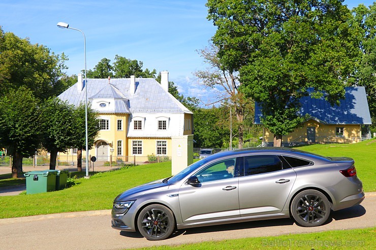 Travelnews.lv apceļo Latviju ar jauno «Renault Talisman» 259108