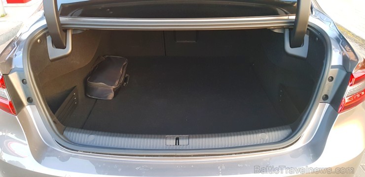 Travelnews.lv apceļo Latviju ar jauno «Renault Talisman» 259133