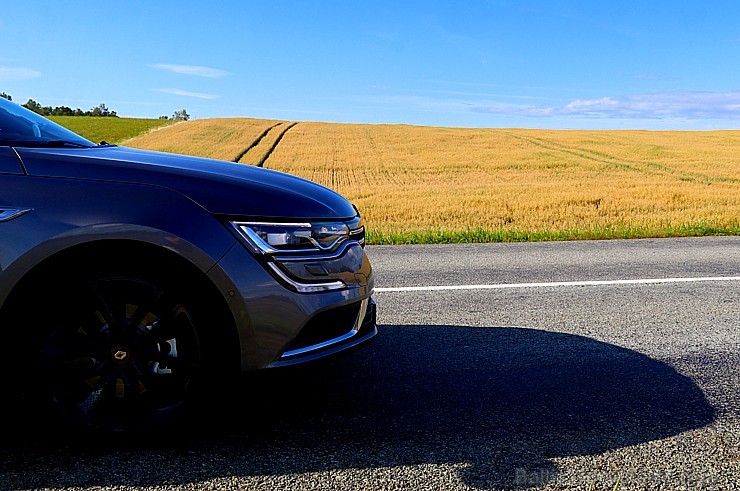 Travelnews.lv apceļo Latviju ar jauno «Renault Talisman» 259147