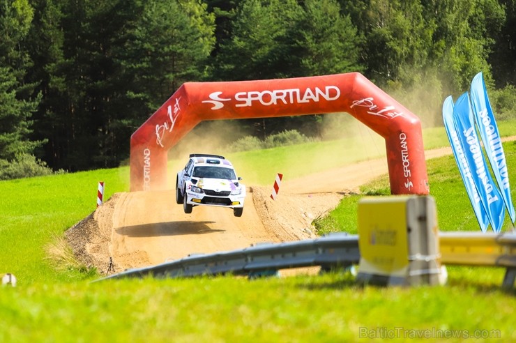 Piedāvājam interesantākos fotomirkļus no autorallija «Shell Helix Rally Estonia 2019». Foto: Gatis Smudzis Piedāvājam interesantākos fotomirkļus no autorallija «Shell Helix Rally Estonia 2019». Foto: Gatis Smudzis 259178