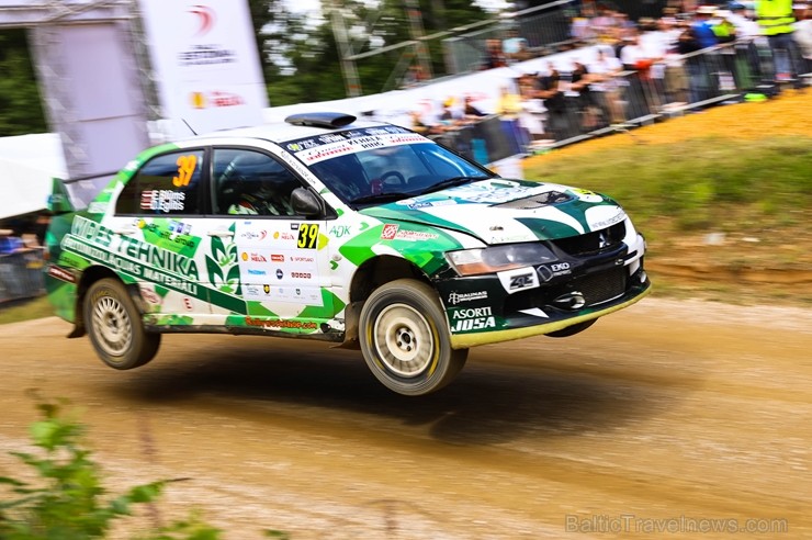 Piedāvājam interesantākos fotomirkļus no autorallija «Shell Helix Rally Estonia 2019». Foto: Gatis Smudzis Piedāvājam interesantākos fotomirkļus no autorallija «Shell Helix Rally Estonia 2019». Foto: Gatis Smudzis 259197