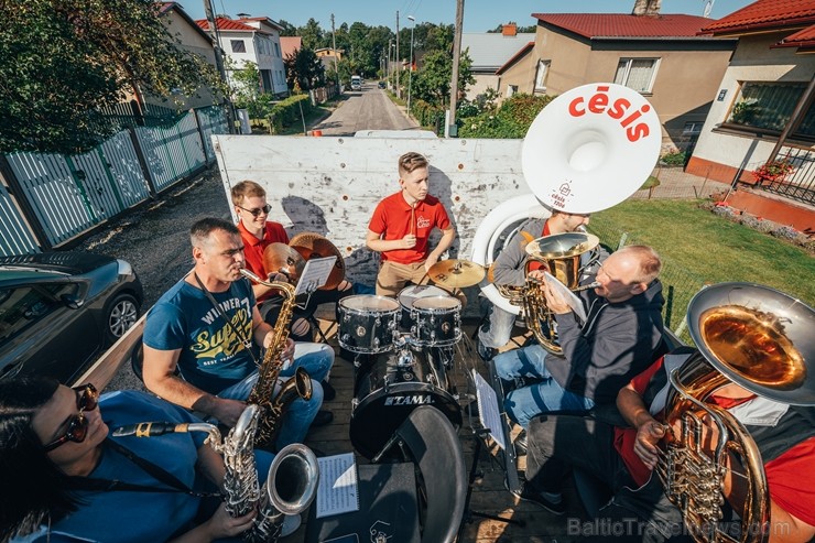 Cēsis aktīvi svin pilsētas svētkus «Cēsis 813». Foto: turisms.cesis.lv 259397