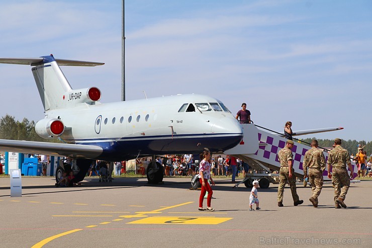 Tukumā 2019.gada 20. un 21.jūlijā kuplā skaitā pulcējas avio šova cienītāji uz «Wings Over Baltics Airshow 2019» Tukumā 2019.gada 20. un 21.jūlijā kuplā skaitā pulcējas avio šova cienītāji uz «Wings Over Baltics Airshow 2019» 259458