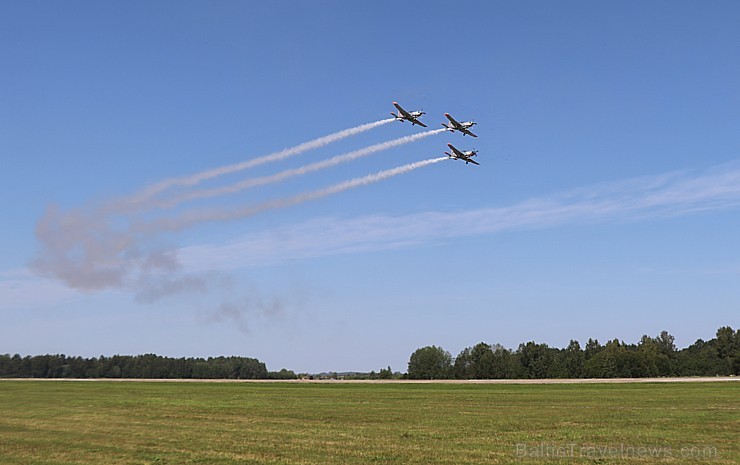 Tukumā 2019.gada 20. un 21.jūlijā kuplā skaitā pulcējas avio šova cienītāji uz «Wings Over Baltics Airshow 2019» Tukumā 2019.gada 20. un 21.jūlijā kuplā skaitā pulcējas avio šova cienītāji uz «Wings Over Baltics Airshow 2019» 259477