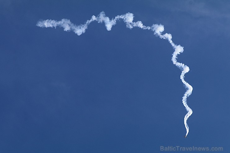 Tukumā 2019.gada 20. un 21.jūlijā kuplā skaitā pulcējas avio šova cienītāji uz «Wings Over Baltics Airshow 2019» Tukumā 2019.gada 20. un 21.jūlijā kuplā skaitā pulcējas avio šova cienītāji uz «Wings Over Baltics Airshow 2019» 259494