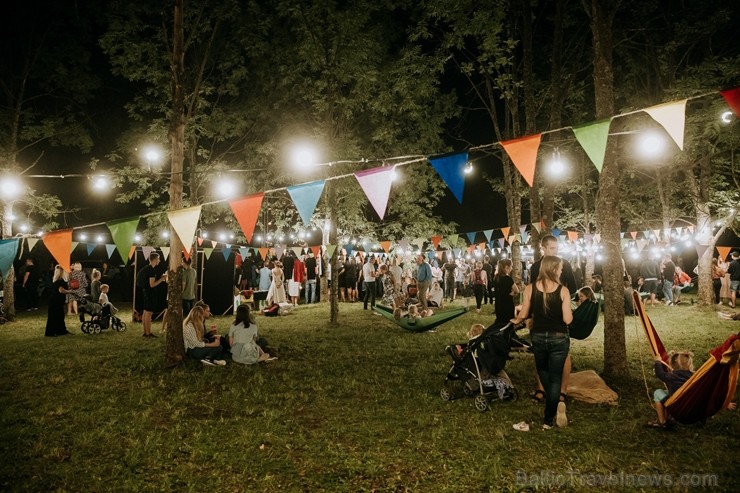 Valmierā nosvinēta pilsētas 736. Dzimšanas diena ar tradicionālām un jaunām aktivitātēm, kas iepriecinājušas ikvienu svētku dalībnieku Valmierā nosvinēta pilsētas 736. Dzimšanas diena ar tradicionālām un jaunām aktivitātēm, kas iepriecinājušas ikvienu svētku dalībnieku 260163