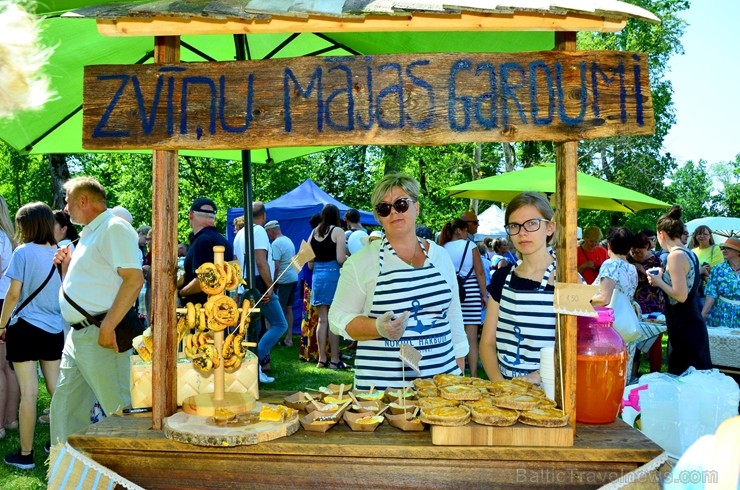 Sklandrauši ir pirmais Latvijas pārtikas produkts, kura ražošanu aizsargā Eiropas Savienība -  šis gardums ir iekļauts Eiropas Komisijas reģistra sara 260502