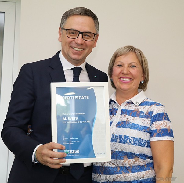 Tūroperators «Tez Tour Latvia» 1.08.2019 sveic labākās TOP30 ceļojumu aģentūras un sadarbības partnerus Tūroperators «Tez Tour Latvia» 1.08.2019 sveic labākās TOP30 ceļojumu aģentūras un sadarbības partnerus 260701