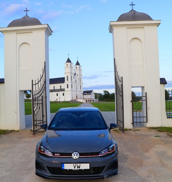 Travelnews.lv apceļo Latviju ar jauno un jaudīgo «VW Golf GTI TRC» 260966