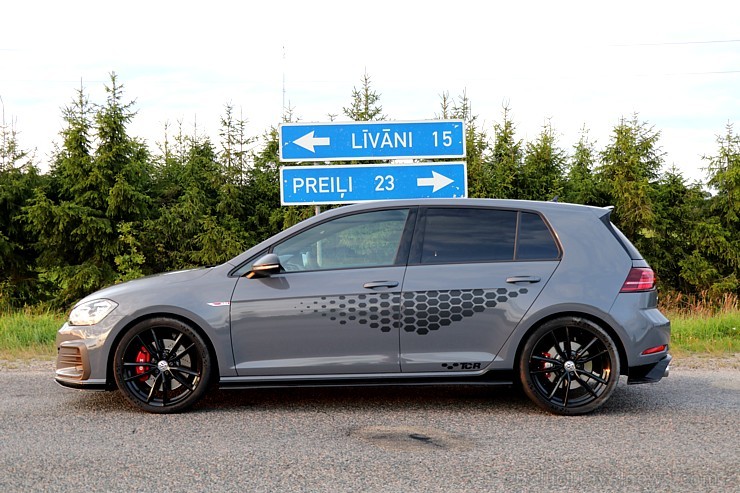 Travelnews.lv apceļo Latviju ar jauno un jaudīgo «VW Golf GTI TRC» 260969