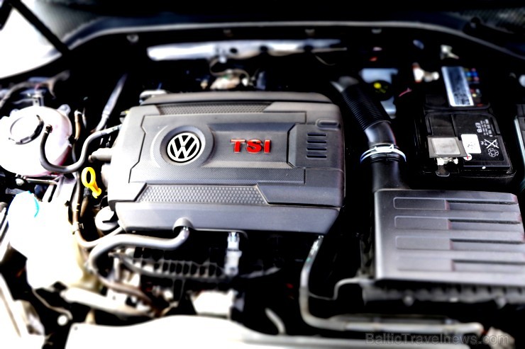 Travelnews.lv apceļo Latviju ar jauno un jaudīgo «VW Golf GTI TRC» 260997