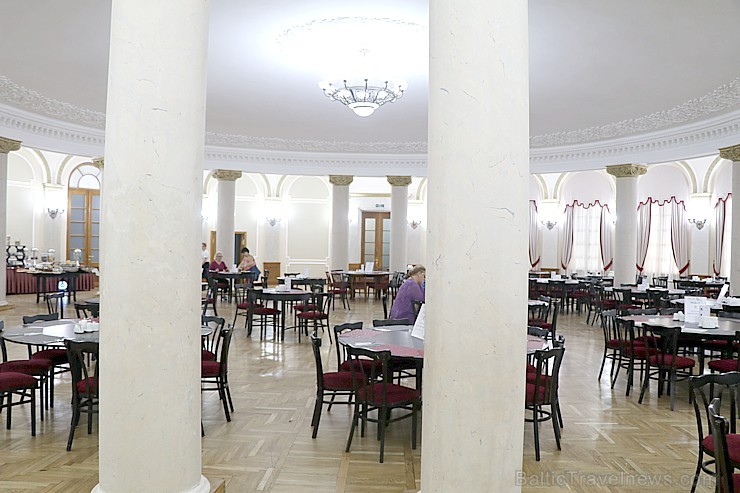 Travelnews.lv nakšņo viesnīcā «Legends Tskaltubo Spa Resort» Kutaisi pilsētas tuvumā. Atbalsta: Georgia.travel Travelnews.lv nakšņo viesnīcā «Legends Tskaltubo Spa Resort» Kutaisi pilsētas tuvumā. Atbalsta: Georgia.travel 261383
