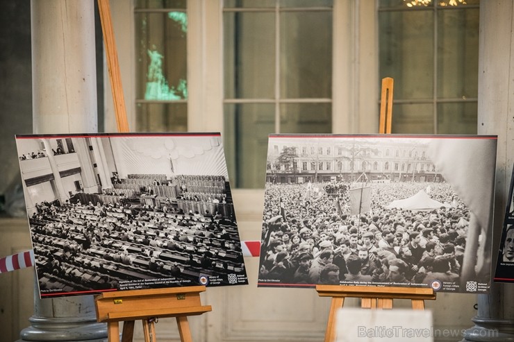 Izstādē apskatāmi fotoattēli, kas vēsta par traģiskajiem 1989. gada 9. aprīļa notikumiem, kad līdzīgi kā Baltijas valstīs Gruzijas iedzīvotāji pulcējā Izstādē apskatāmi fotoattēli, kas vēsta par traģiskajiem 1989. gada 9. aprīļa notikumiem, kad līdzīgi kā Baltijas valstīs Gruzijas iedzīvotāji pulcējā 261541