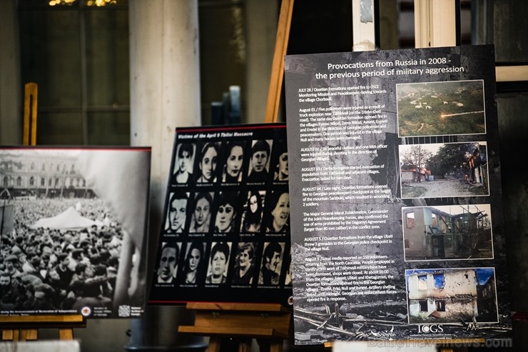 Izstādē apskatāmi fotoattēli, kas vēsta par traģiskajiem 1989. gada 9. aprīļa notikumiem, kad līdzīgi kā Baltijas valstīs Gruzijas iedzīvotāji pulcējā Izstādē apskatāmi fotoattēli, kas vēsta par traģiskajiem 1989. gada 9. aprīļa notikumiem, kad līdzīgi kā Baltijas valstīs Gruzijas iedzīvotāji pulcējā 261542