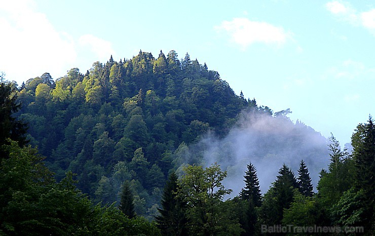 Travelnews.lv Gruzijas kūrortā Sairme izbauda 500 metru braucienu ar zipline 261550