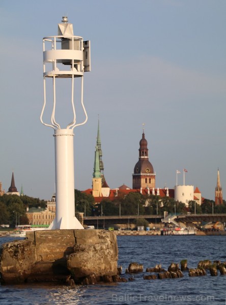 Pārdaugavas restorāns «Hercogs Fabrika» piedāvā jahtas izbraucienu ar romantiskām vakariņām pārim vai arī grupai Pārdaugavas restorāns «Hercogs Fabrika» piedāvā jahtas izbraucienu ar romantiskām vakariņām pārim vai arī grupai 261940