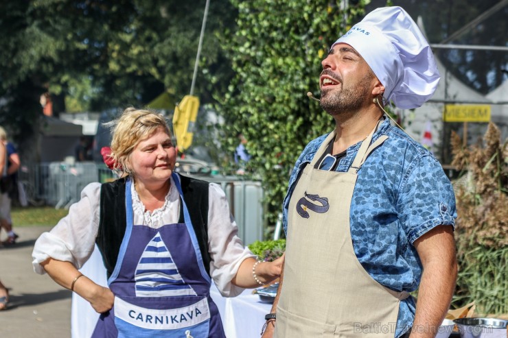 Nēģu svētki ir vērienīgākie svētki Carnikavas novadā, kuri ik gadu tiek svinēti augustā, atzīmējot nēģu zvejas sezonas atklāšanu 263342
