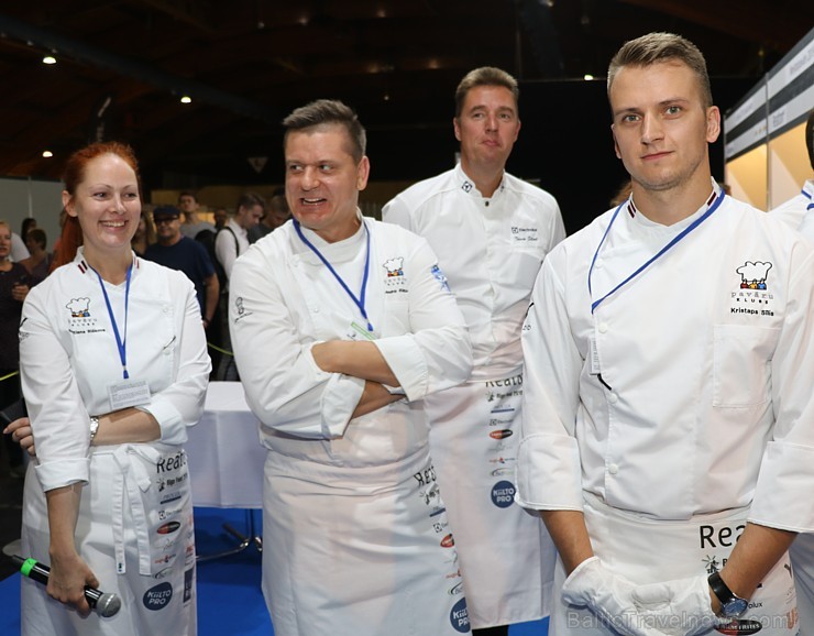 Latvijas populārākie šefpavāri izstādē «Riga Food 2019» cīnās par Latvijas labākā meistarpavāra titulu Latvijas populārākie šefpavāri izstādē «Riga Food 2019» cīnās par Latvijas labākā meistarpavāra titulu 264452