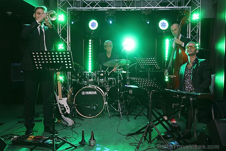 Vecrīgas 5 zvaigžņu viesnīca «Pullman Riga Old Town» 13.09.2019 svin 3.gadu jubileju ar zirga tematiku Vecrīgas 5 zvaigžņu viesnīca «Pullman Riga Old Town» 13.09.2019 svin 3.gadu jubileju ar zirga tematiku 265430