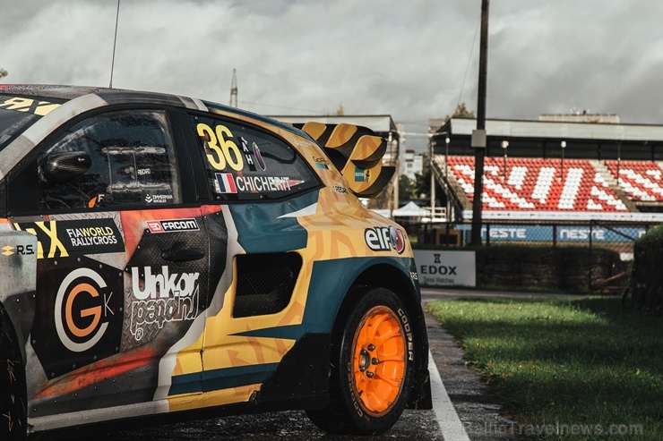 Travelnews.lv ar «Renault Mūsa Motors Rīga» atbalstu iepazīst Pasaules rallijkrosa čempionāta aizkulises Latvijā. Foto: Toms Svilāns Travelnews.lv ar «Renault Mūsa Motors Rīga» atbalstu iepazīst Pasaules rallijkrosa čempionāta aizkulises Latvijā. Foto: Toms Svilāns 265713