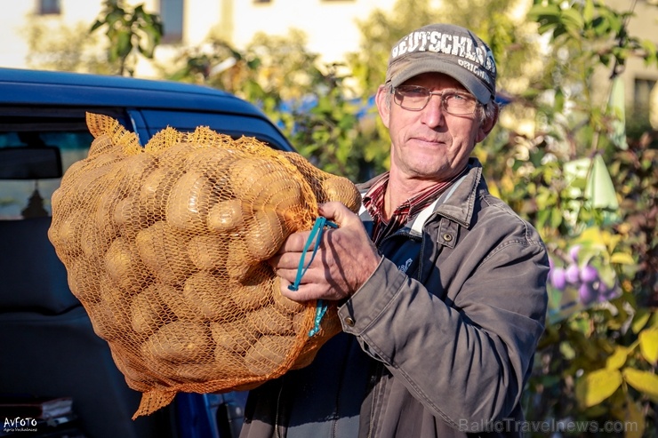 Madonas Saieta laukumā un tuvākajā apkārtnē notika tradicionālais rudens gadatirgus Madonas Saieta laukumā un tuvākajā apkārtnē notika tradicionālais rudens gadatirgus